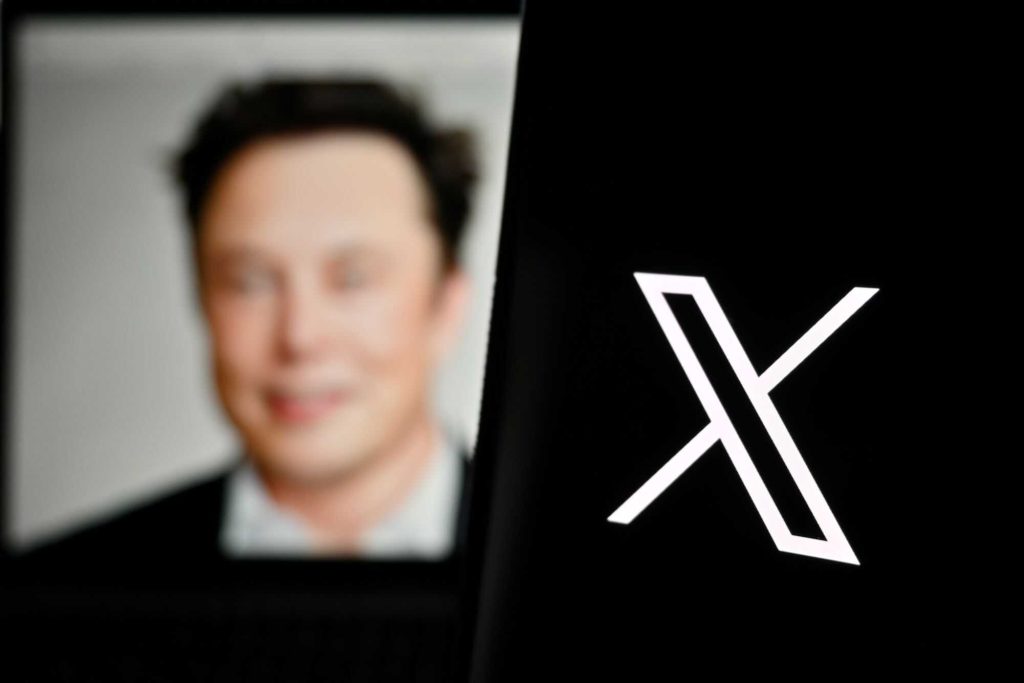 Musk chega a acordo com ex-líderes do Twitter após demissões