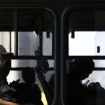 Nesta segunda-feira (20/10), estudantes recebem 2 mil Cartões Transporte Universitário,