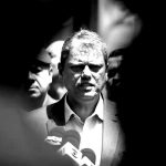 “Ninguém acredita na desistência dele”, diz aliado, expondo a farsa