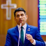 Novo informa que Wellington do Curso está fora do partido