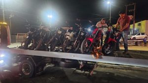 Operação Rolezinho apreende 24 motocicletas e interdita bares em São