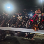 Operação apreende motocicletas e interdita bares irregulares