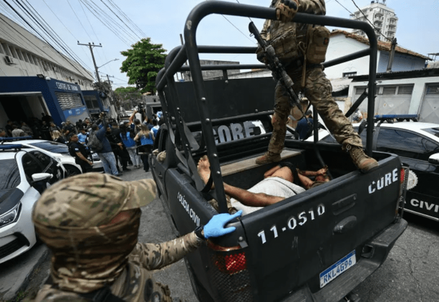 Operação de Cláudio Castro ignora inteligência e faz banho de