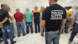 Operação prende dezenas de suspeitos por crimes contra crianças e