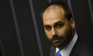 PGR diz que deputados não podem pedir prisão de Eduardo