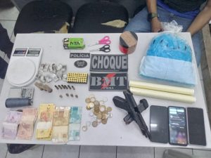 PMMA apreende arma de fogo, drogas e munições durante ação