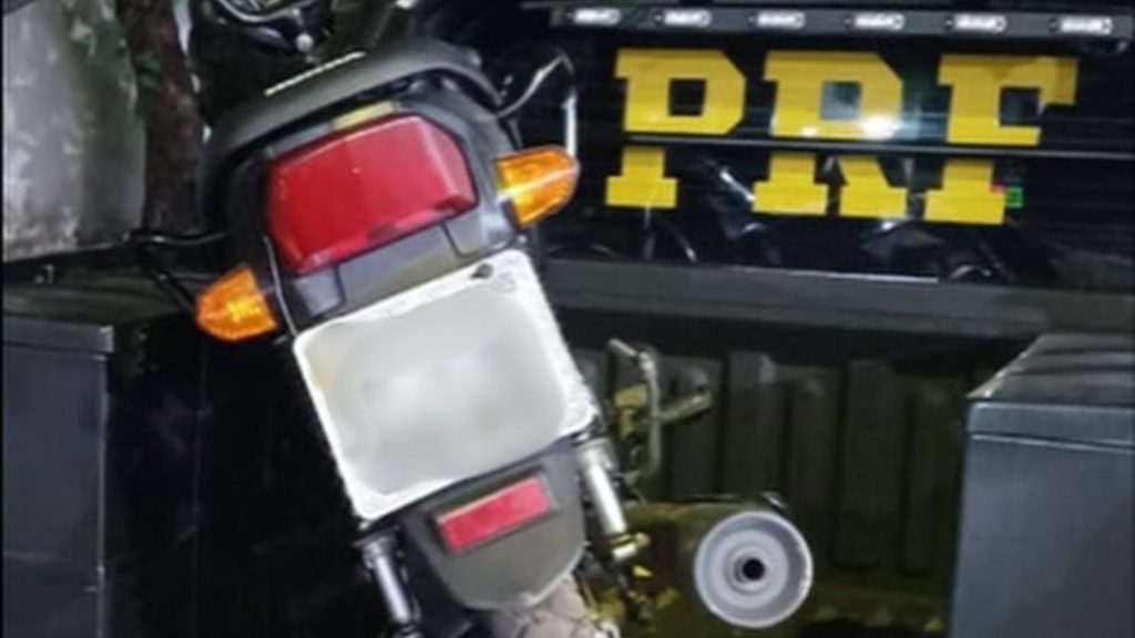 PRF recupera motocicleta clonada na BR-316