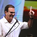 Paes lidera pesquisa para governador do Rio de Janeiro em