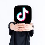 Perde a noção do tempo no TikTok? Entenda mecanismo que