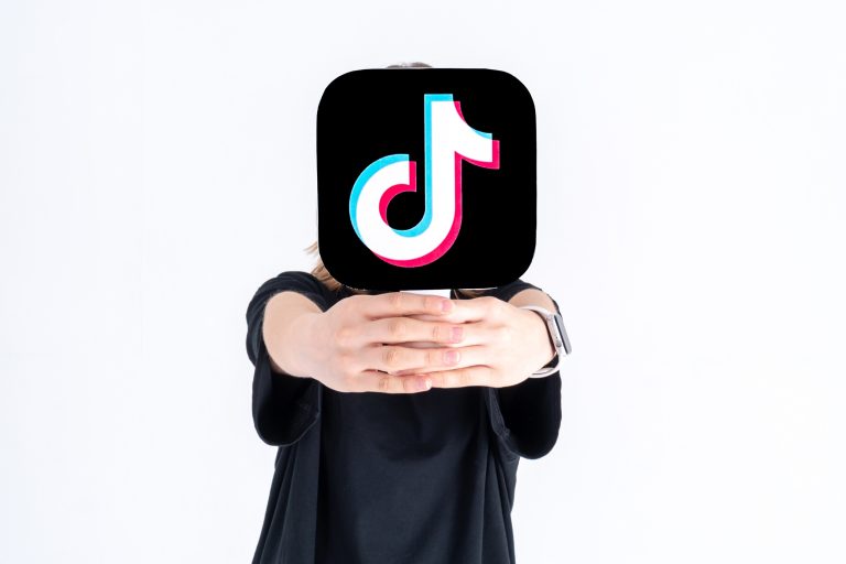 Perde a noção do tempo no TikTok? Entenda mecanismo que