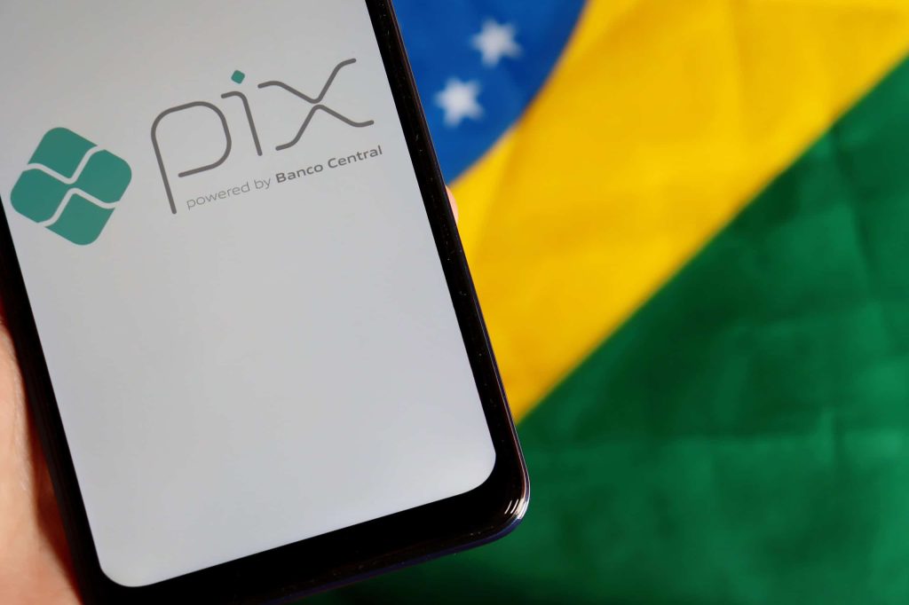 Pix no WhatsApp e IA colocam o Brasil em posição
