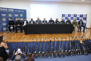 Polícia Civil do Rio diz ter prendido 20 dos 100