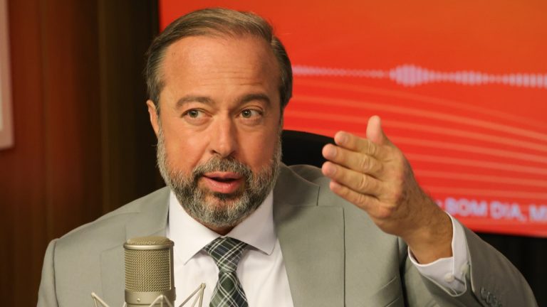 Problema pontual causou apagão e não falta energia no Brasil,