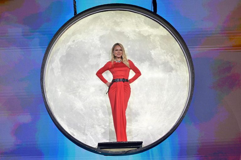 Programa de Eliana é afetado por futebol e F1 em