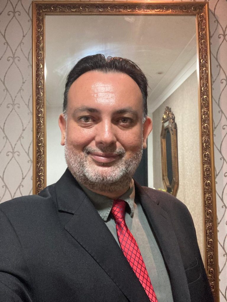 Psicólogo Ruy Cruz lança livro sobre saúde mental na Feira