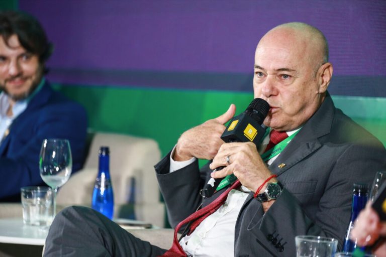 R$ 360 milhões para reforçar transmissão e distribuição de energia
