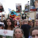 Reféns israelenses começam a ser libertados pelo Hamas após 738