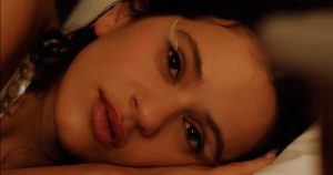Rosalía lança “Berghain”, primeira música do novo disco, “Lux”, conta