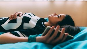Saúde mental jovem: o desafio das telas e da produtividade