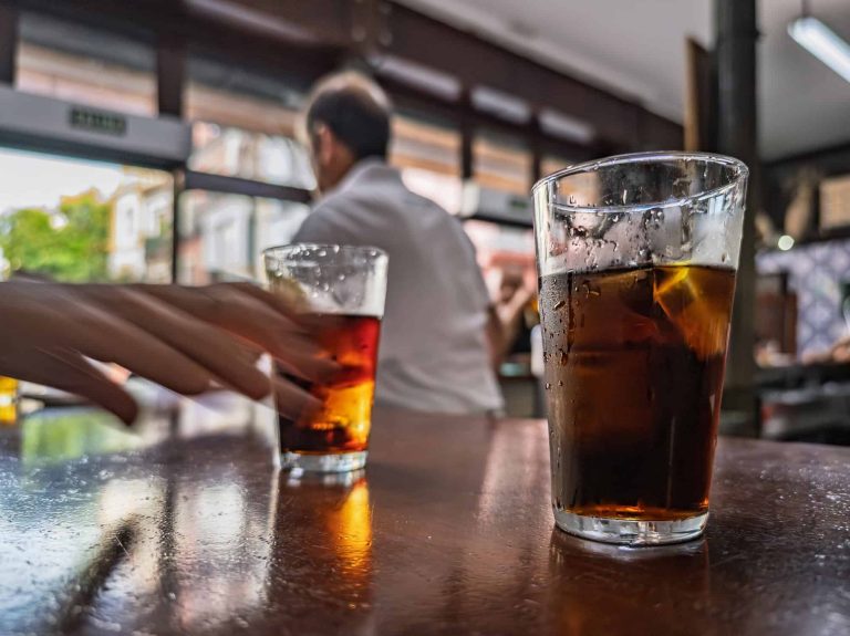 Seu Direito Digital: por causa do metanol, governo pede suspensão