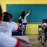 Sob pretexto de cortar privilégios, reforma atinge os 80% dos