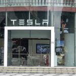 Tesla desperta curiosidade com teaser misterioso; assista