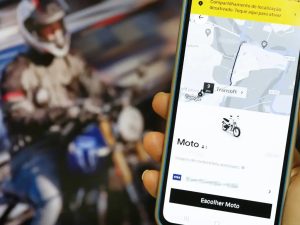 Trabalhadores por aplicativo crescem 25%