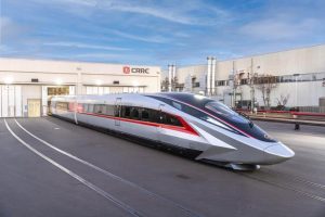 Trem mais rápido do mundo pode entrar em operação em