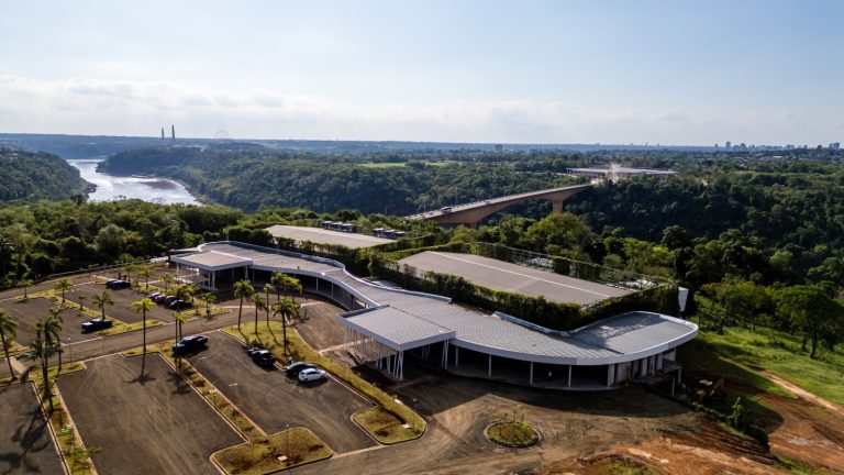 Tríplice Fronteira ganha centro de convenções de US$ 30 milhões