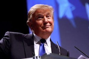Trump elogia conversa com Lula e prevê encontro presencial em