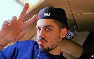 Zé Felipe reage a namoro de Virgínia e Vini Jr.