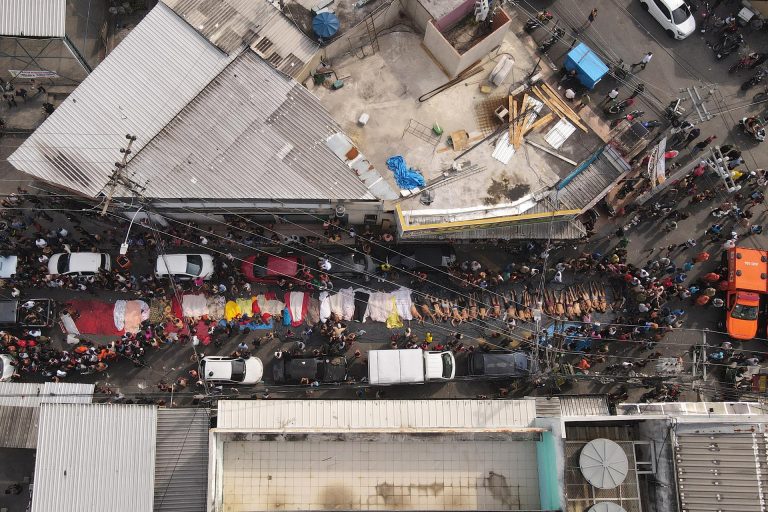 imagens da operação policial no Rio