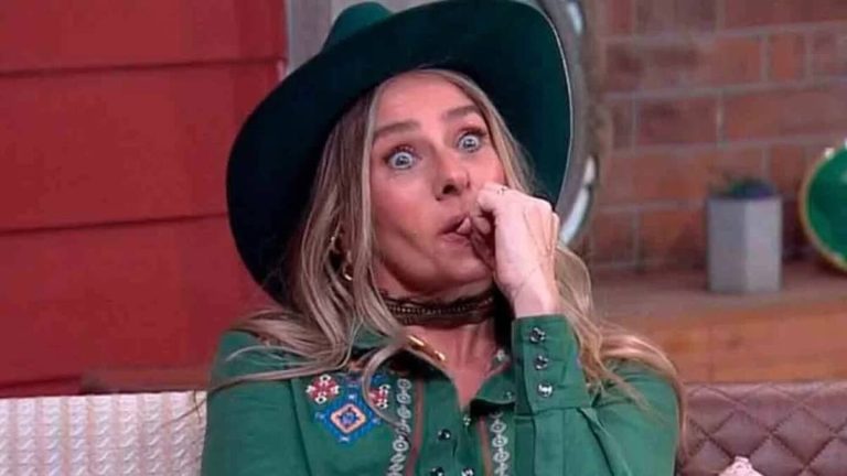 A Fazenda 17: Adriane Galisteu abre o jogo e explica