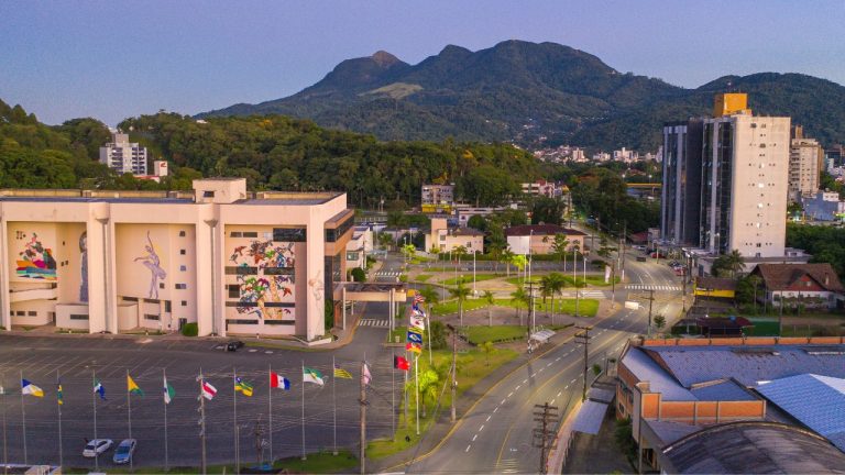 A cidade de bilionários que movimenta a economia de SC