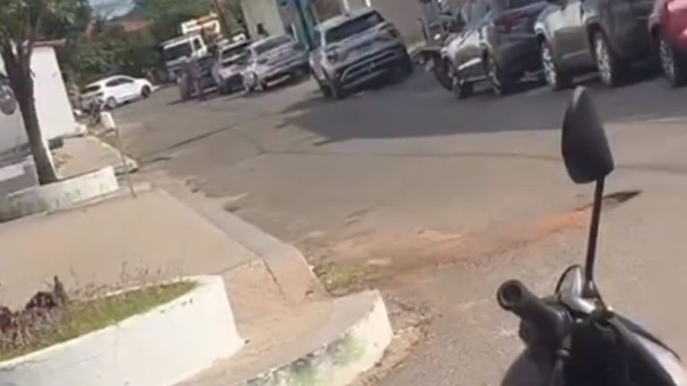 Agência bancária é alvo de assalto em ArariCentral de Noticias