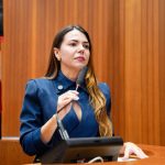 Alema é finalista de prêmio nacional com projeto de lei