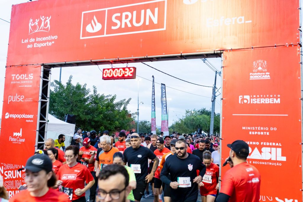 Avenida Litorânea recebe circuito de corrida de rua do Santander