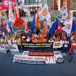 “Brasil não pode continuar refém do sistema financeiro”