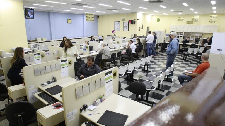 Cartórios do Paraná defendem reajuste de taxas acima de 100%