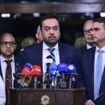 Castro volta ao páreo por vaga ao Senado no Rio