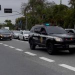 Comboios sem placa e escoltas exclusivas levantam dúvidas sobre uso