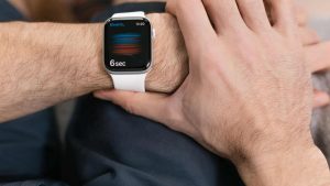 Como o smartwatch mede o oxigênio no sangue?