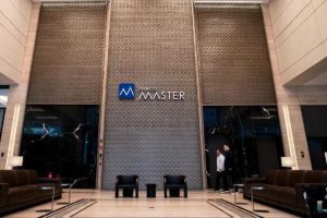 Consórcio da Fictor assume controle do Banco Master, que mudará