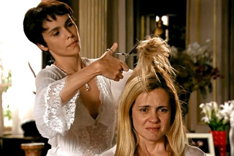 Continuação de Avenida Brasil é confirmada — Saiba quais atores