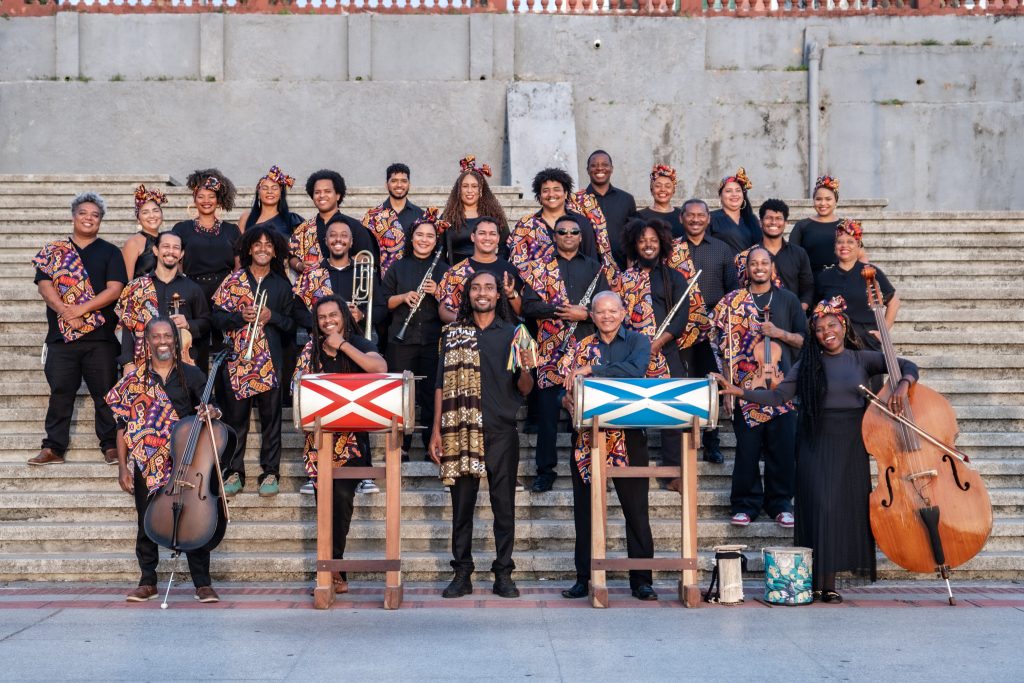 Coral Negro estreia nesta quinta-feira (20), na Vila Embratel, em