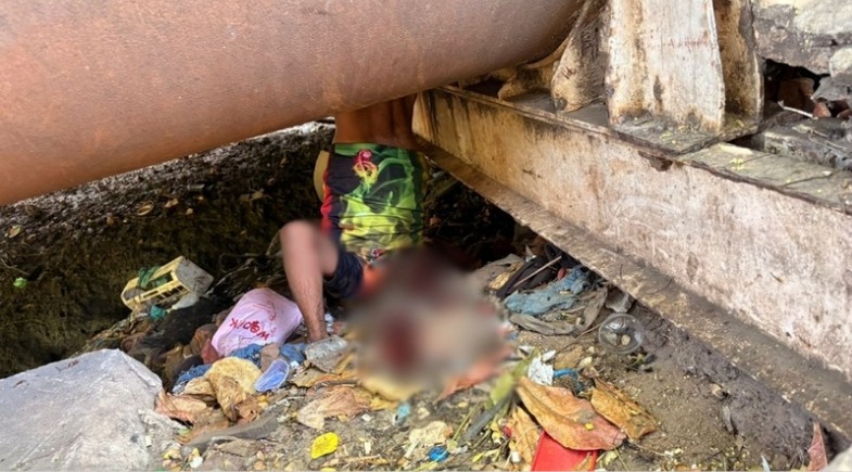 Corpo com sinais de violência é encontrado preso embaixo da