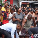 Corregedoria prende cinco PMs que roubaram fuzil durante chacina da