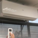 Dicas para economizar energia durante o calor intenso