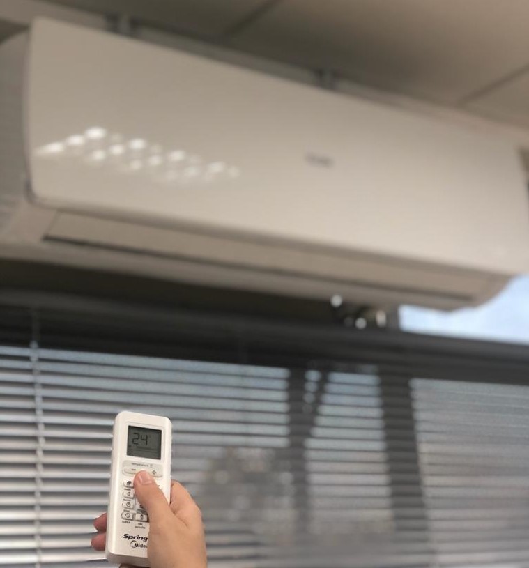 Dicas para economizar energia durante o calor intenso