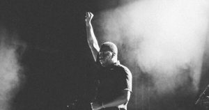 Dino D’Santiago fala em Paris de “uma nova Lisboa feita